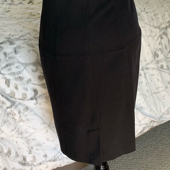 Classic Sexy Little Black Dress in excellent condition. Size Medium Mac & Jac - Picture 7 of 11